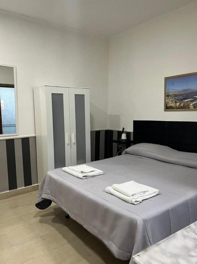 Casa Vacanza Da Totore Naples Exterior photo